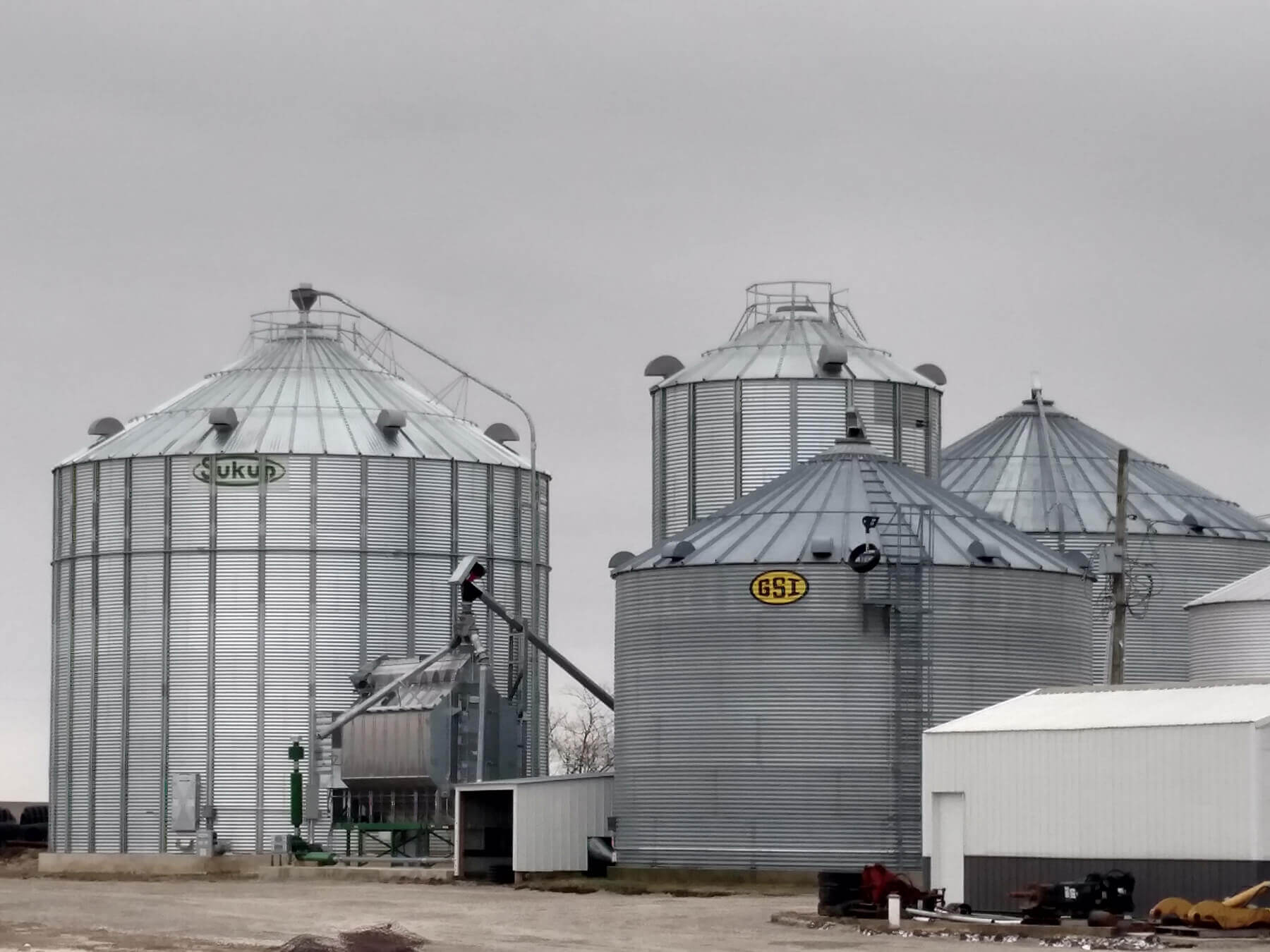 Grain Storage Systems Wedekemper's Inc. Carlyle, IL