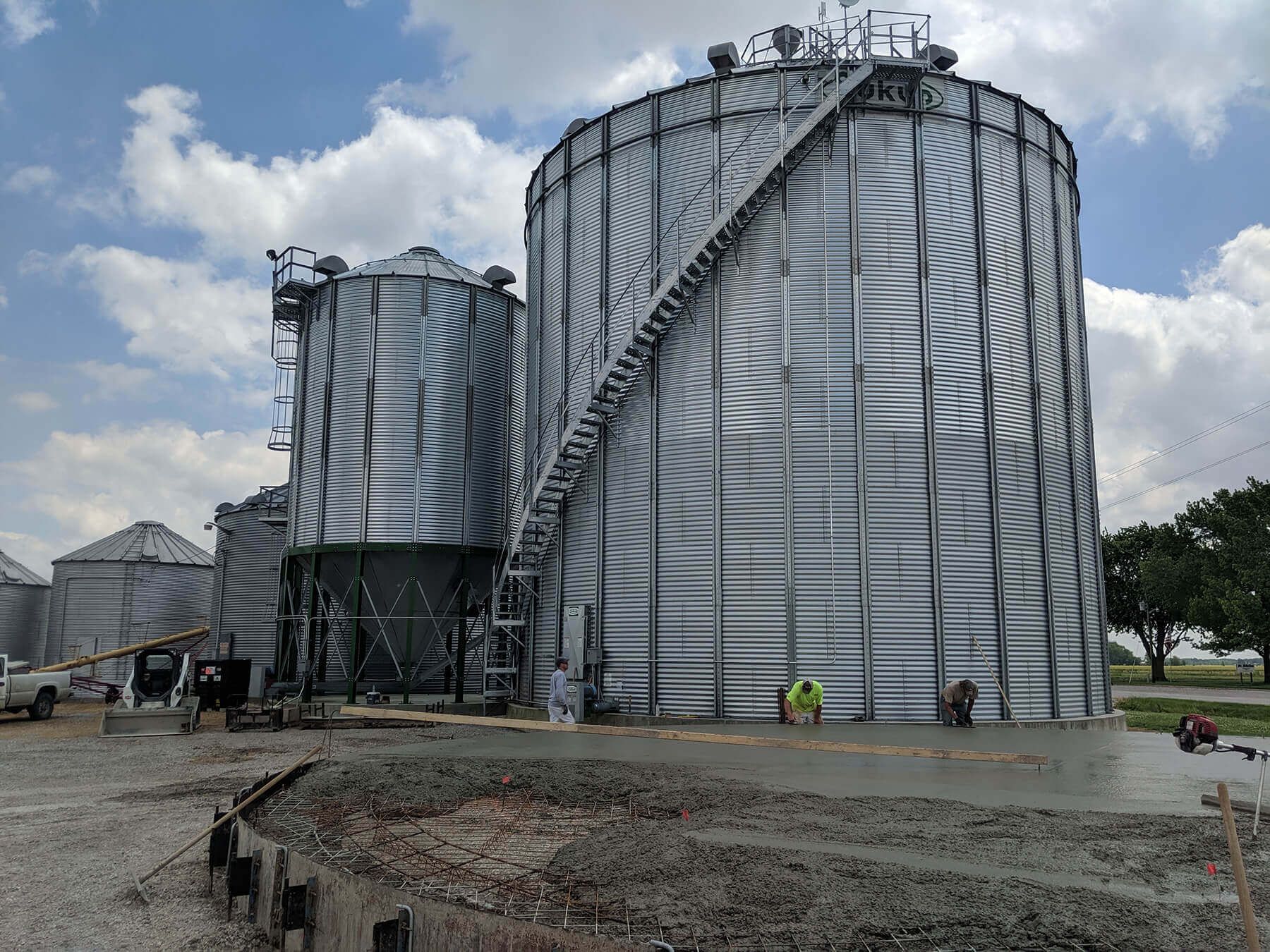 Grain Storage Systems Wedekemper's Inc. Carlyle, IL
